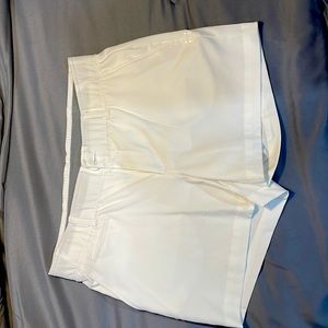 Women’s Under Armor heat gear shorts size 2